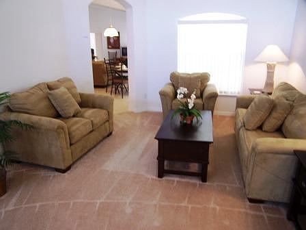OT5P3316SH-living-area