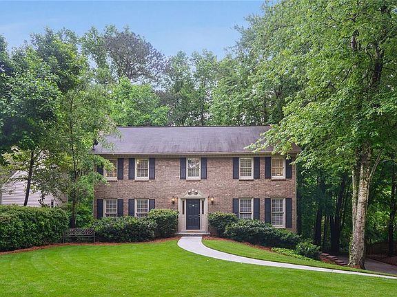 2nd image of 9143 Eves Cir