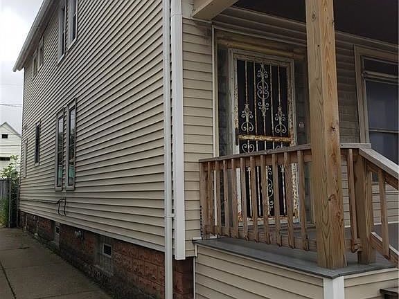 4th image of 1903 Bailey Ave