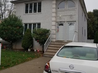 409 Cromwell Ave, Staten Island, NY 10305