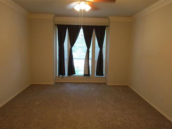 5th image of 9405 Woodhurst Dr