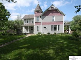 1206 P St, Tekamah, NE 68061