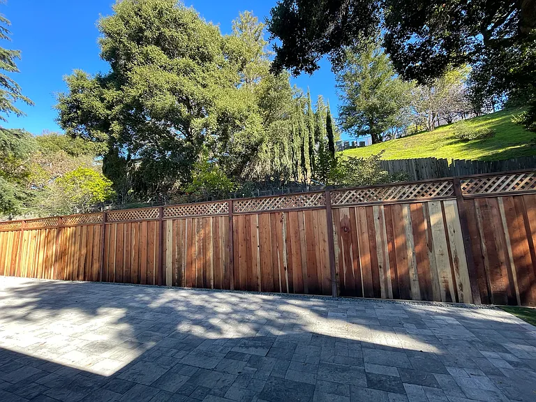 11040 Eastbrook Ave — Photo 29