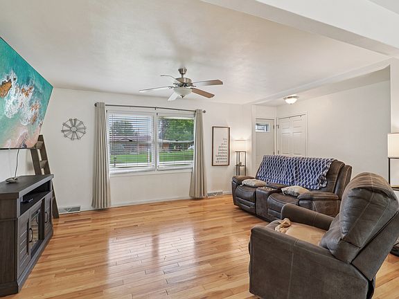 5th image of 13748 Cassidy Dr
