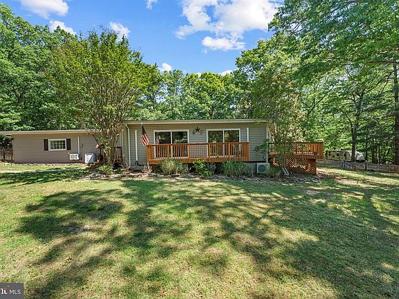 5th image of 1810 Ridge Rd