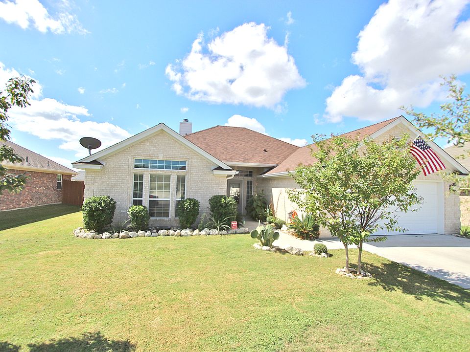 1st image of 1129 Chaucer Ln