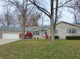 662 Bucks Lair Ct, Mt Zion, IL 62549