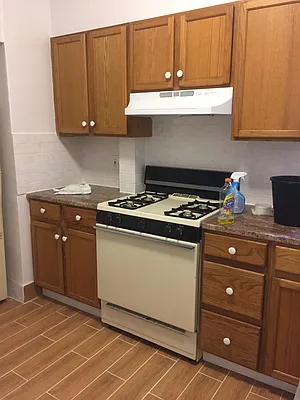 Rented by Metroline Realty | media 3