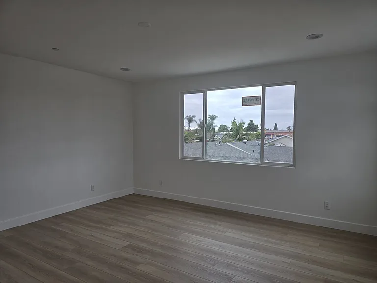 10101 Crosby Ave — Photo 9