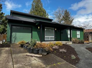 12575 SW Edgewood St, Portland, OR 97225