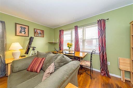 3rd image of 1112 Kennedy Blvd