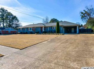 7404 Cadillac Dr SE, Huntsville, AL 35802