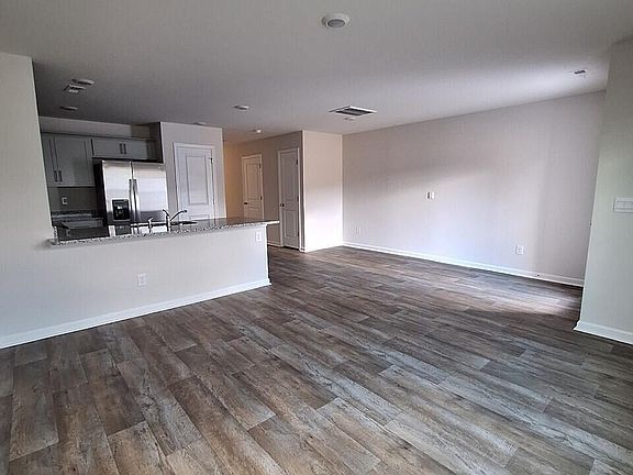 4th image of 3200 Tatlock Way Unit E