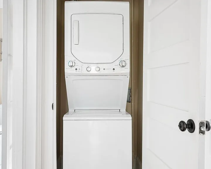 251 Ashley Ave #C — Photo 19