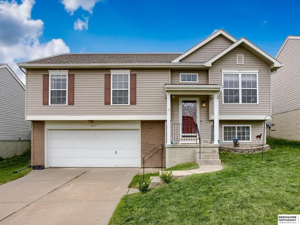 10860 Black St, Omaha, NE 68142