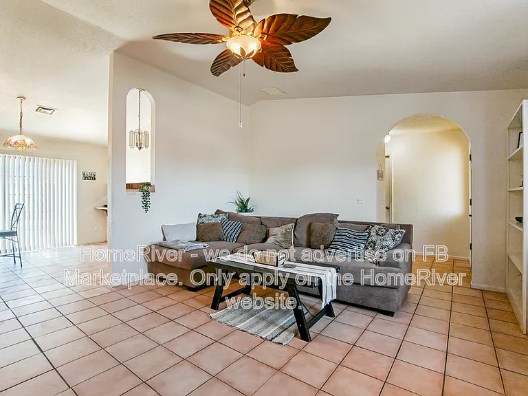 2860 Edgewood Dr — Photo 6