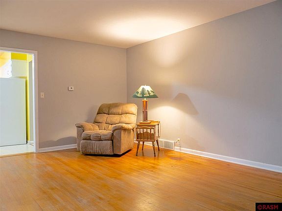 5th image of 1232 Highland Ave