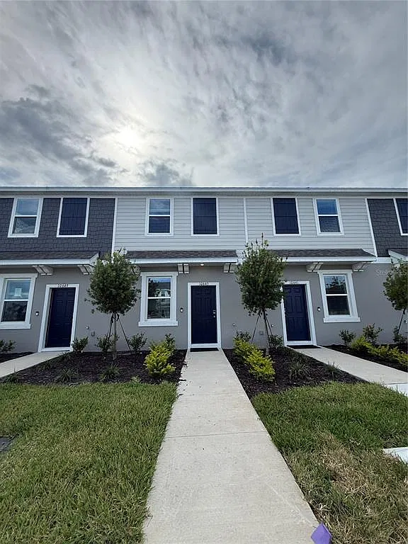 2 bed, 2.5 bath, 1187 sqft, $2,000 — Photo 1