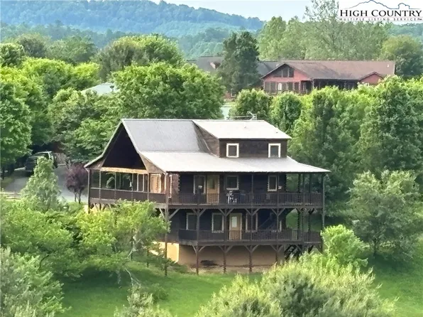 432 W Ridge Road, Piney Creek, NC 28663