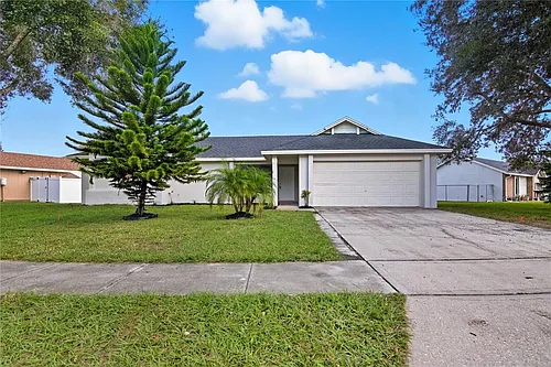 205 Red Maple Dr Photo 1