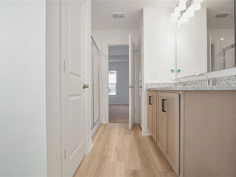 9224 Westside Hills Dr — Photo 14