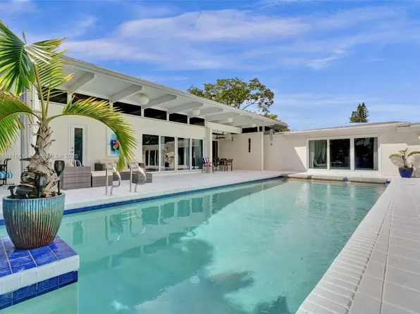 1139 Washington St, Hollywood, FL 33019