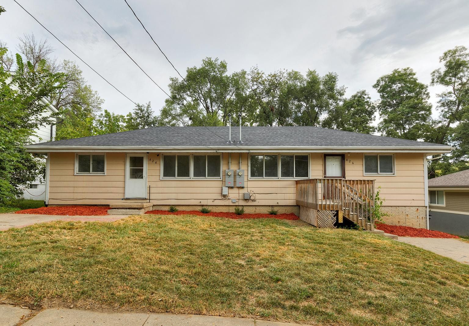 426 E Leach Ave, Des Moines, IA 50315 Zillow