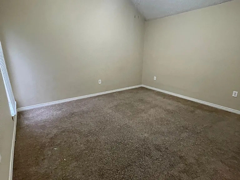1421 Lake Calais Ct #K — Photo 10