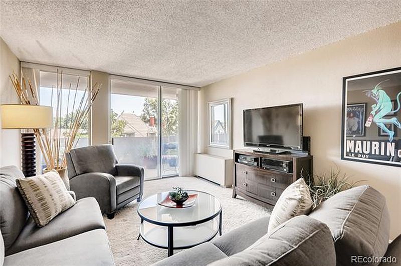 Barrington Apartments Denver Co Zillow