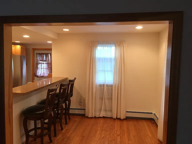 36 Cayuga Pl — Photo 4