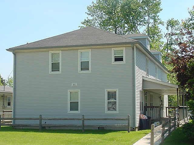 6 unit aprtmnt.building