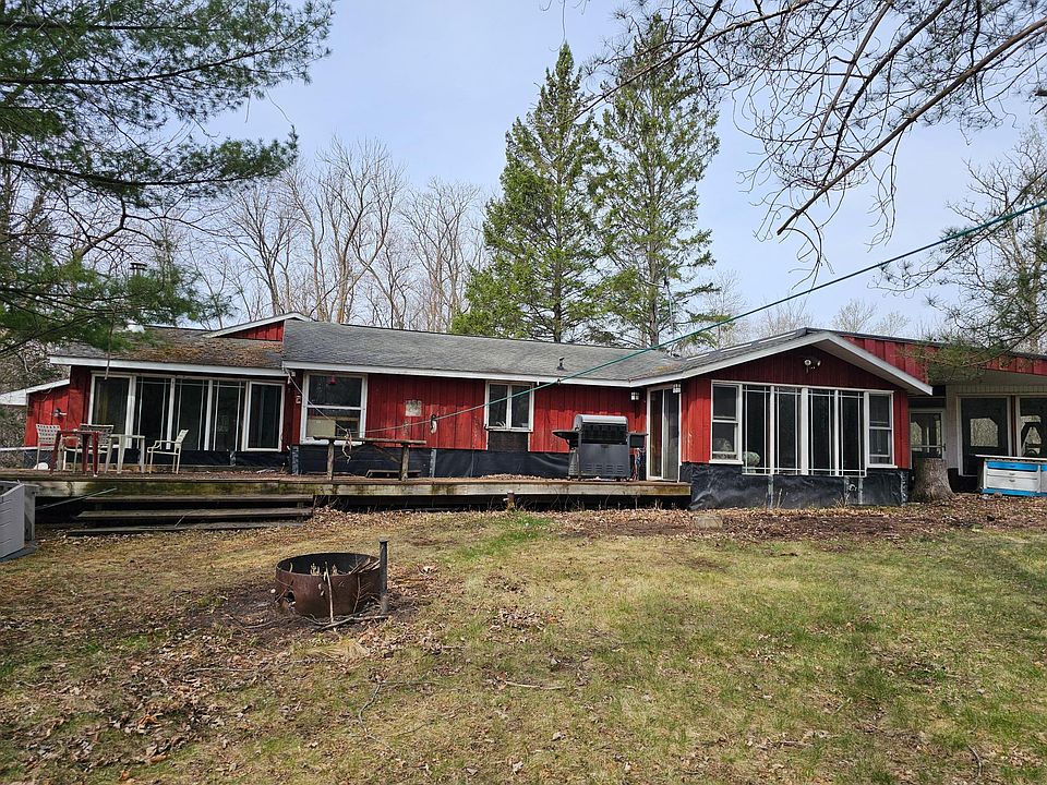 1st image of 26992 Riverview Dr