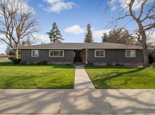 1305 Chestnut St, Selma, CA 93662