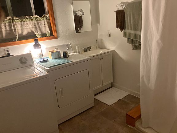 4th image of 9408 Columbine Cir W #2