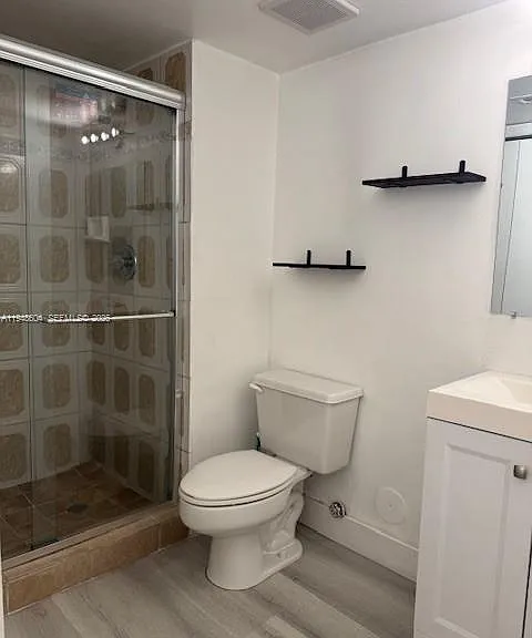321 Lakeview Dr #105 — Photo 21