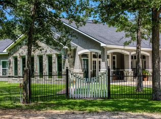 6195 Clay Ln, Brenham, TX 77833