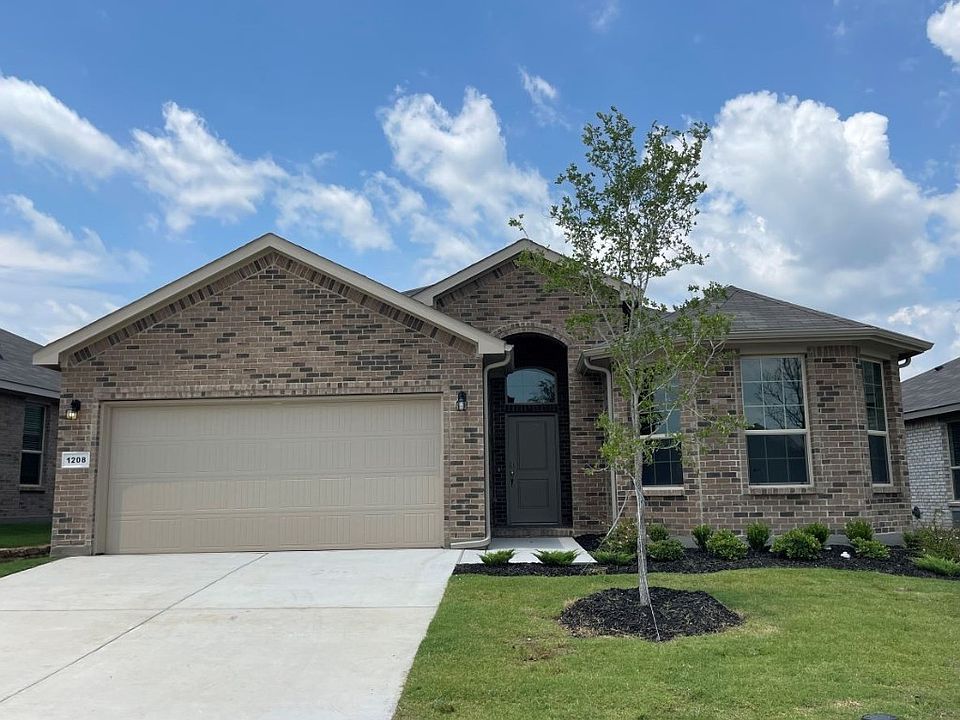 1st image of 1208 Bosque Ln