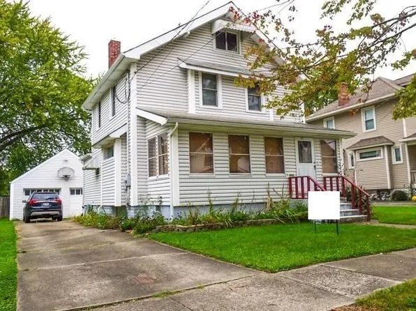 319 Oak Knoll Ave, Newton Falls, OH 44444