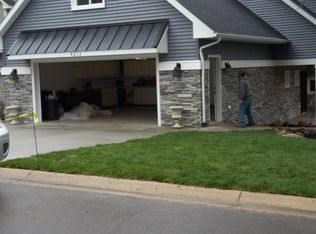 4212 Highcrest Dr, Brighton, MI