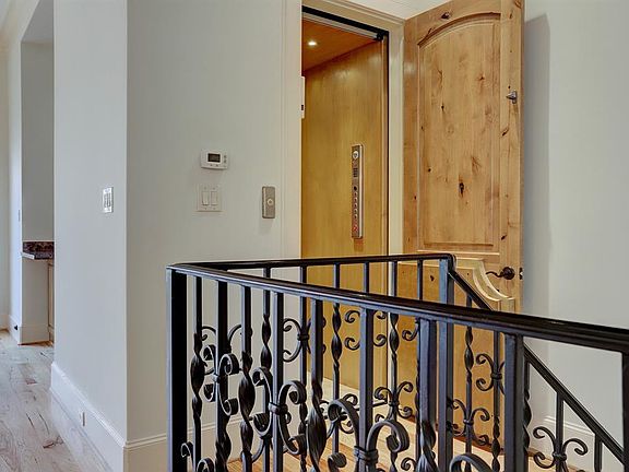 5th image of 5215 Feagan St Unit C