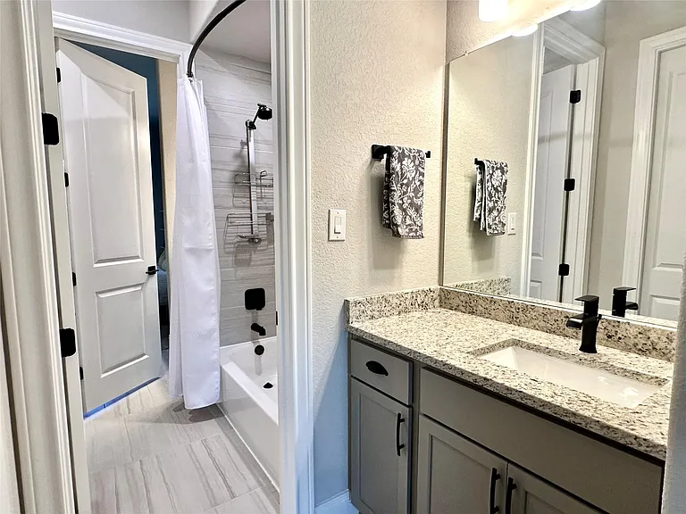 365 Warbler Dr — Photo 17