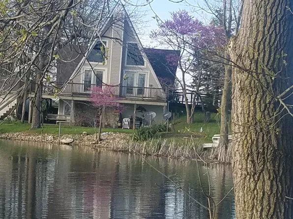 9496 W 400 N, Farmland, IN 47340