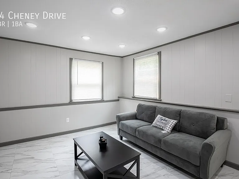 64 Cheney Dr — Photo 15