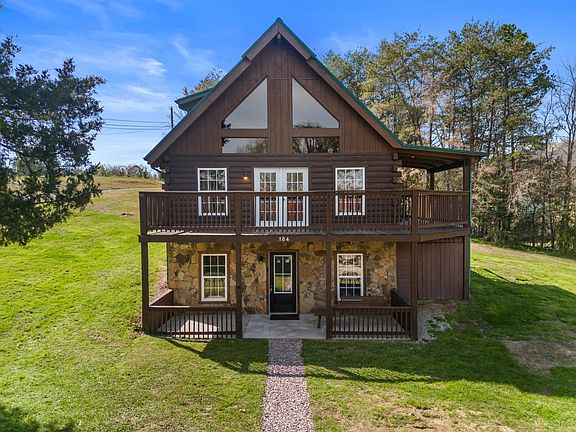 4th image of 164 Village Ln