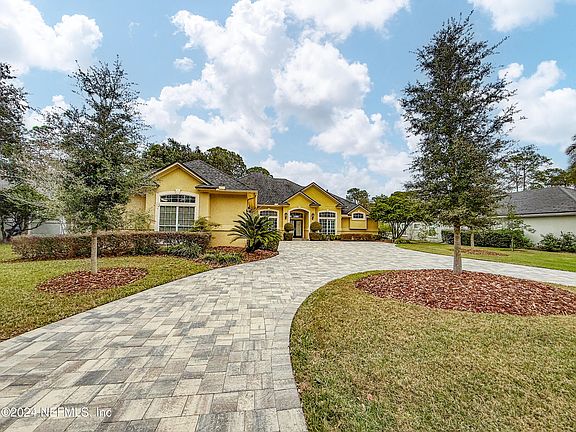 3rd image of 12931 HUNTLEY MANOR Drive