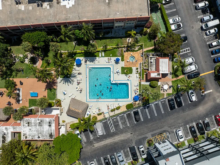777 S Federal Hwy #107-D — Photo 4