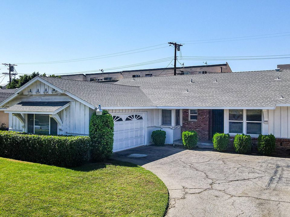 1st image of 6859 McLennan Ave