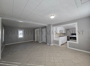 1724 S Millwood Ave, Wichita, KS 67213