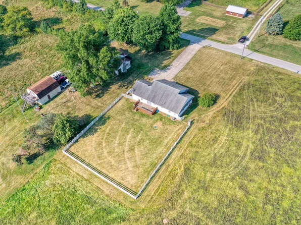 5840 Woolper Rd, Petersburg, KY 41080