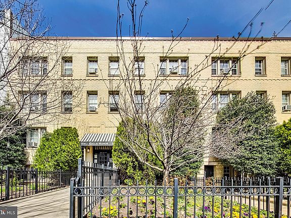 2nd image of 1441 Euclid St NW APT 105